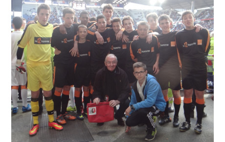Les U15 vainqueurs du challenge ORANGE