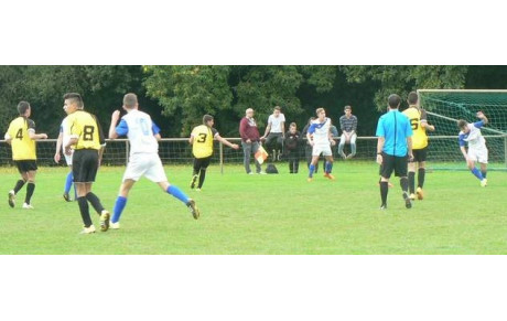 U17 : Première victoire en PH