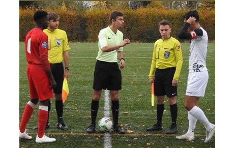 Kylian Hardy promu arbitre fédéral